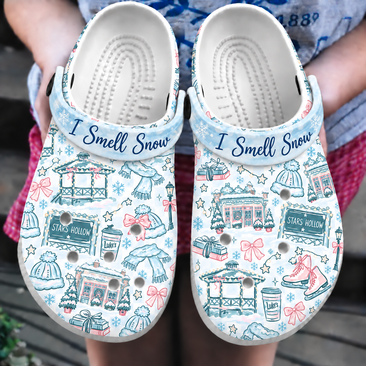 Gilmore Girls I Smell Snow Clogs, Stars Hollow Winter Print Slip-On Shoes